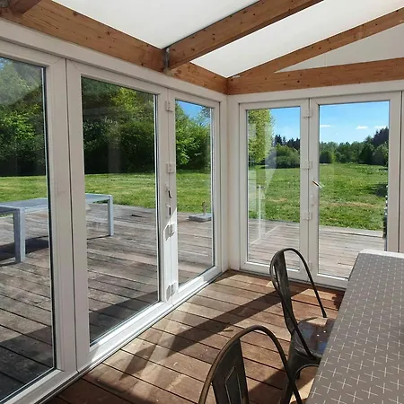 Converted Factory From 1950 With Its Own Forest Prázdninový dům *